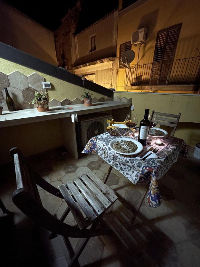Ragusa Exclusive Flat With Terrace & Bbq Exterior photo
